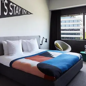The Social Hub West 4 Star **** Amszterdam